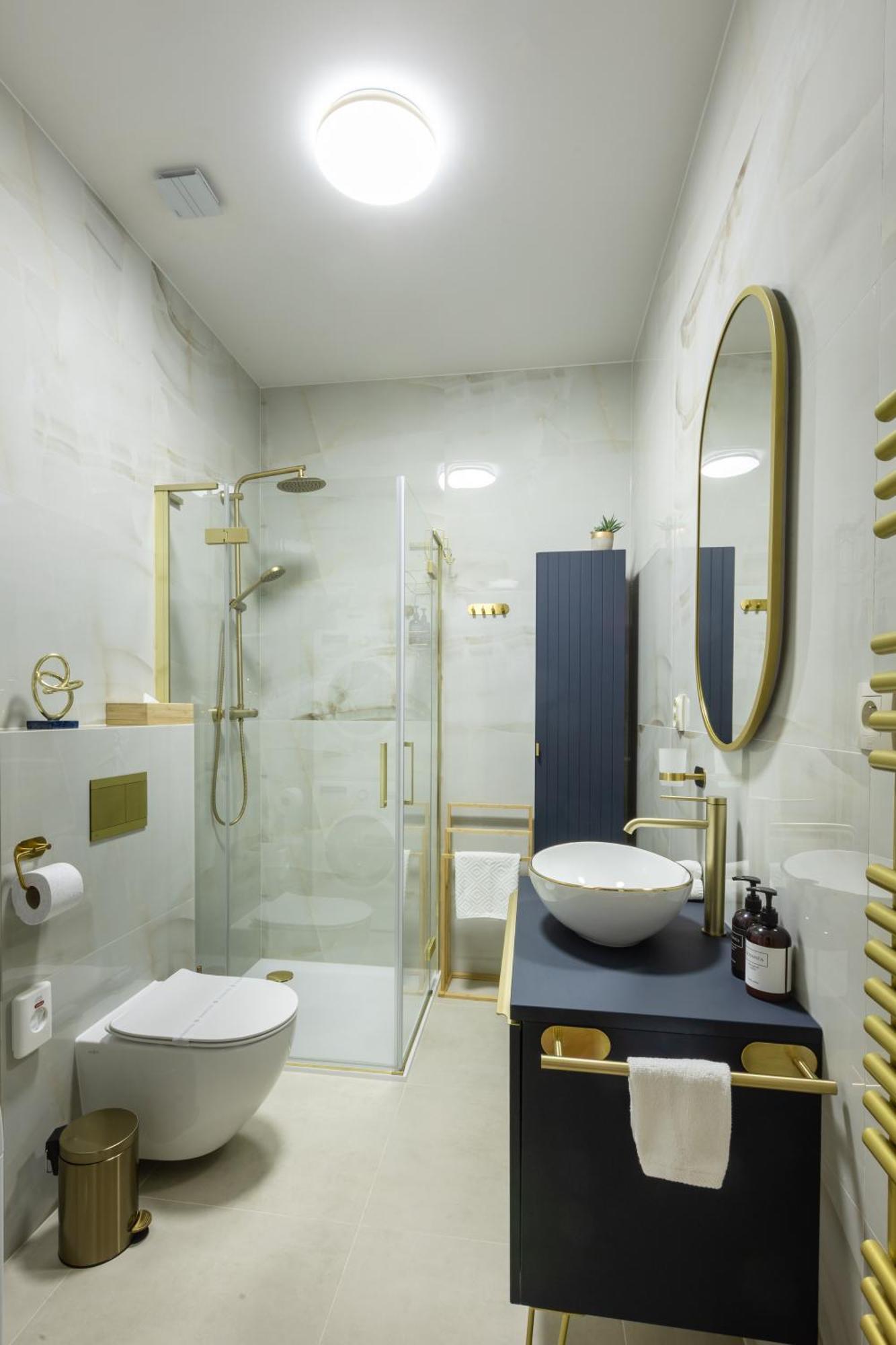 Apartmán Decadent Art Deco Balcony Apartment In Old Town